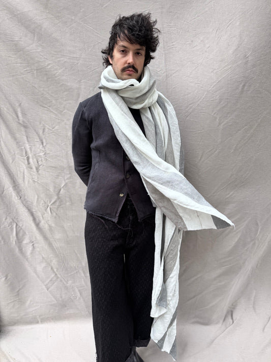 FW25 || LARGE LINEN DOUBLE  WIDTH SCARF || GREY + WHITE