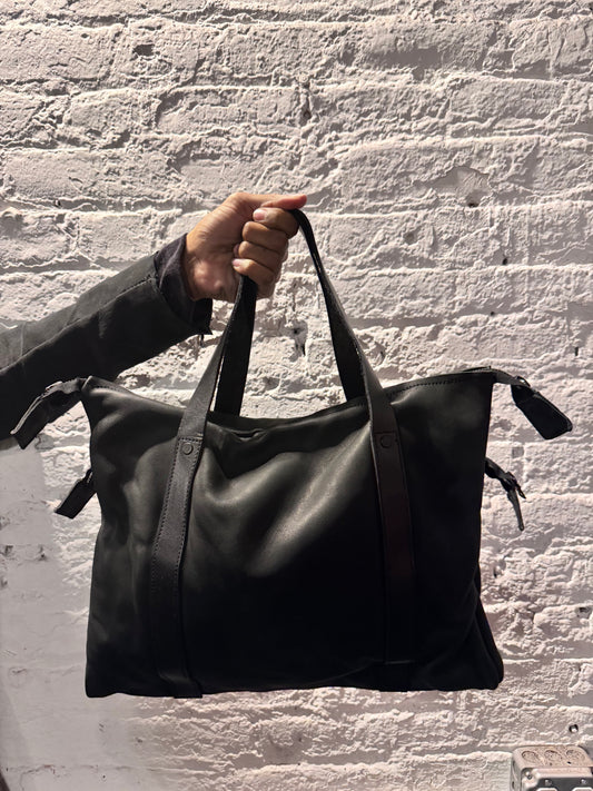 FW25 || SIAMESE || BLACK COWHIDE