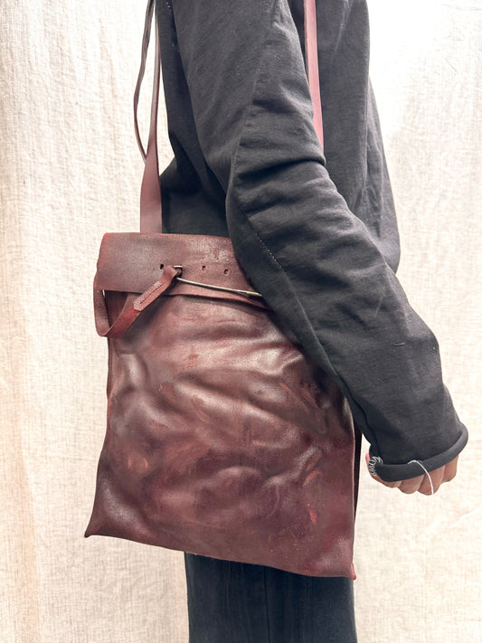 FW24 || LECTOR LEATHER BAG || HAND-TREATED BLOOD RED