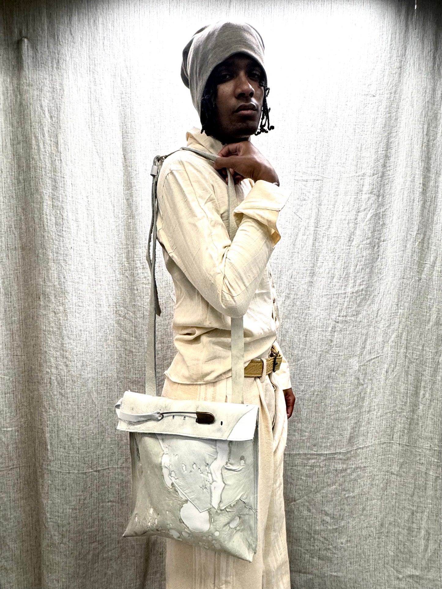 FW24 || LECTOR LEATHER BAG || WHITE MOONSTAR