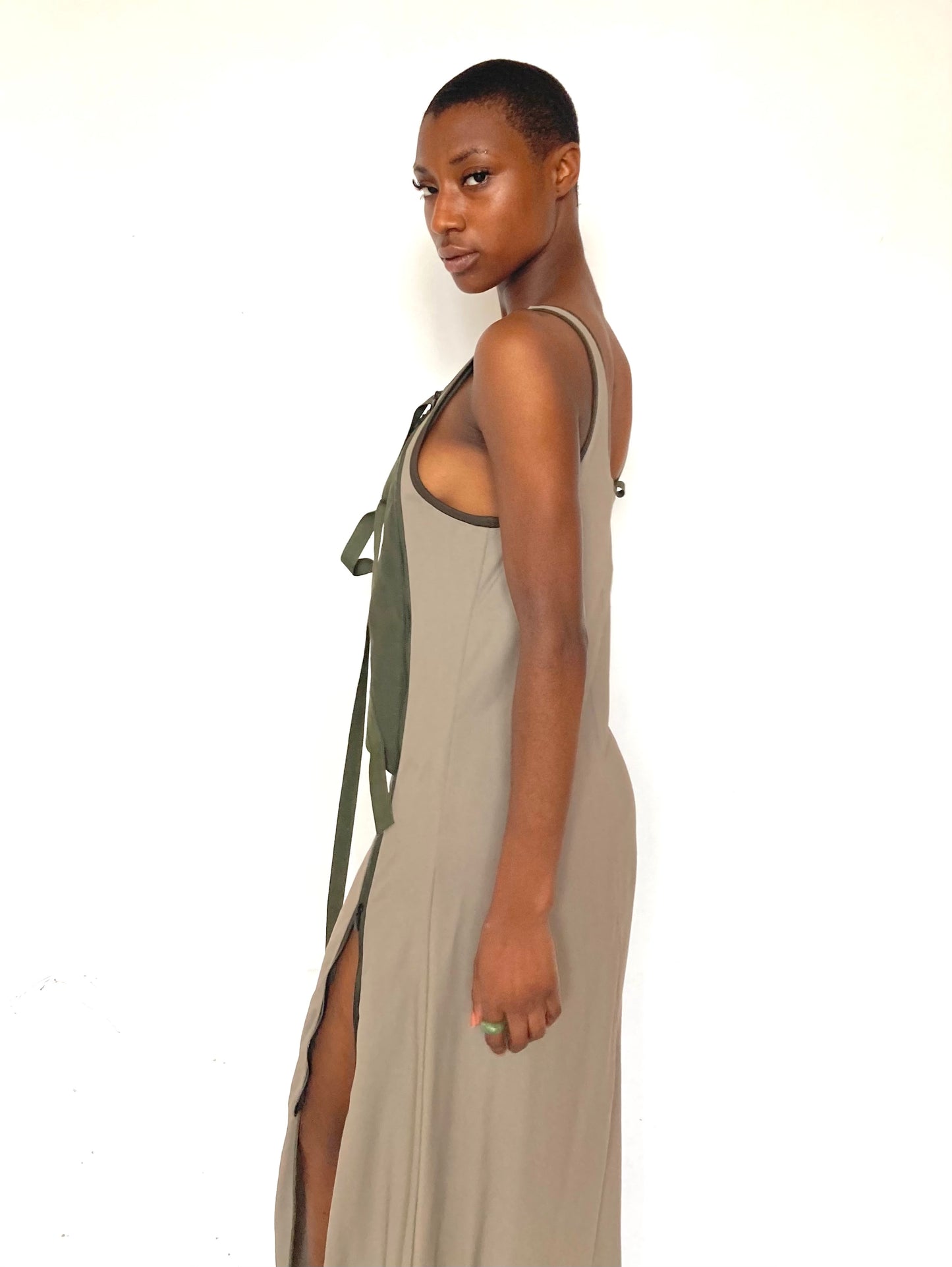 KNG13 || FEMME - KITE POCKET ASYMMETRIC ZIPPER DRESS||