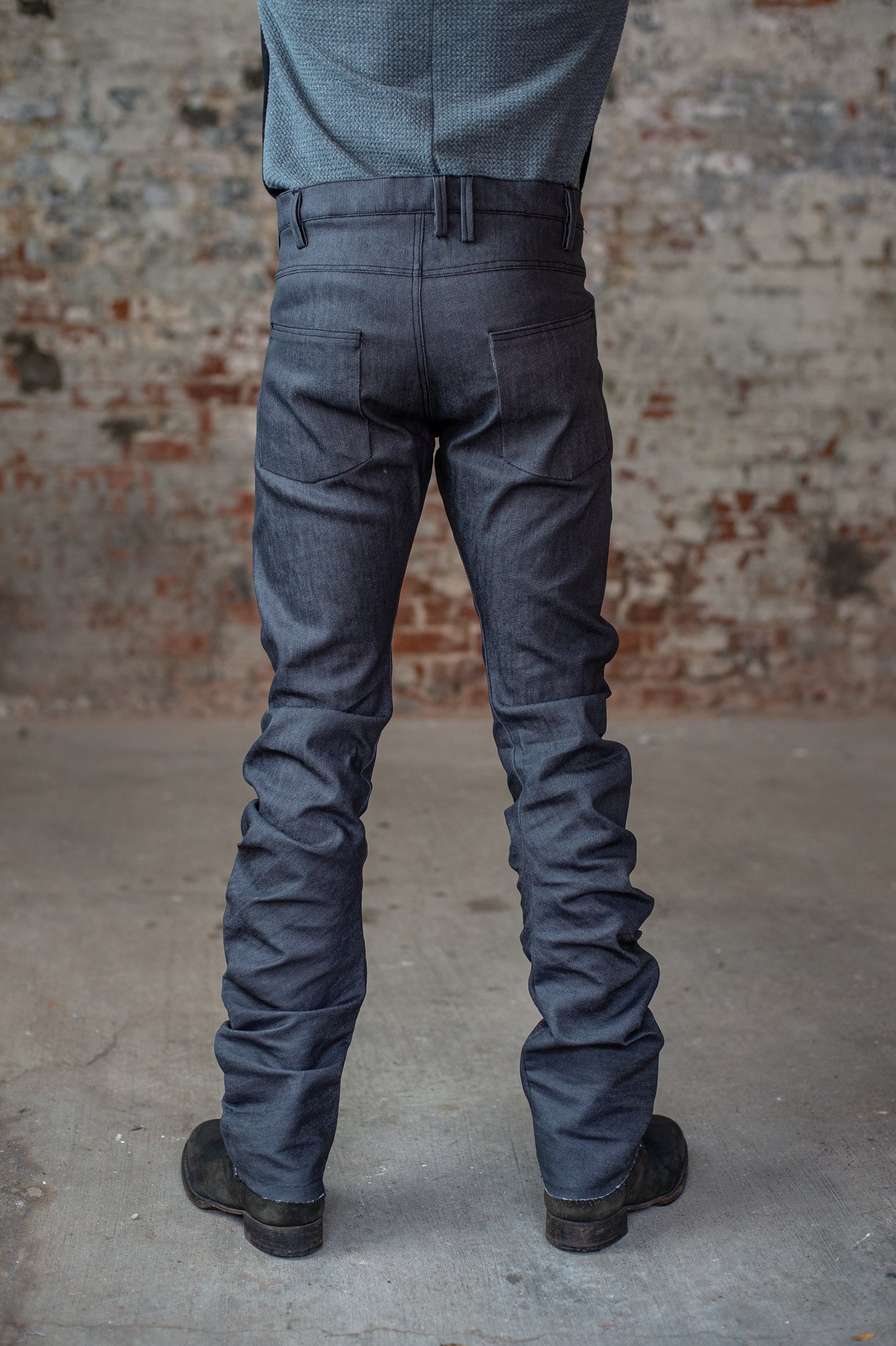 21.2 DNA JEANS - GREY